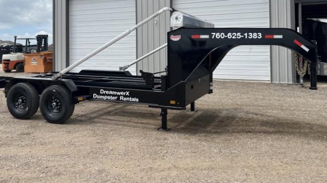 Gooseneck-trailer-20-w-Signage'